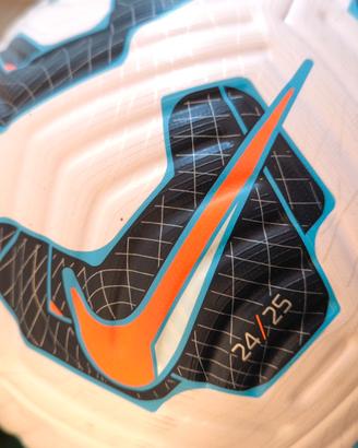 Pallone Nike Flight taglia 5