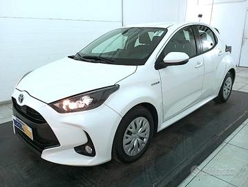 TOYOTA Yaris 1.5h Business