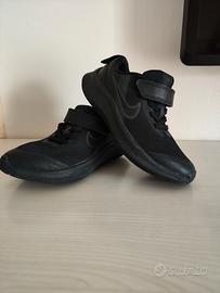 Scarpe Nike STAR RUNNER Size 28.5