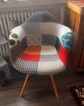 Poltroncina Patchwork stile Eames - Multicolor