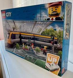 LEGO City (60197). Treno passeggeri