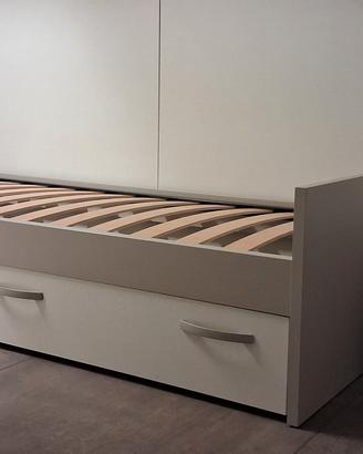 letto singolo cameretta con cassettoni