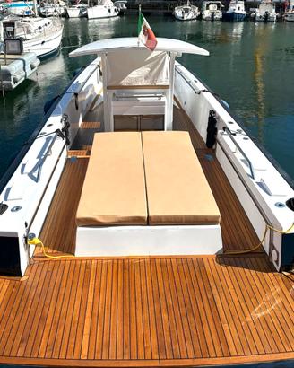 UnicaT Custom Tender 12