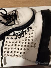 Dr.Martens