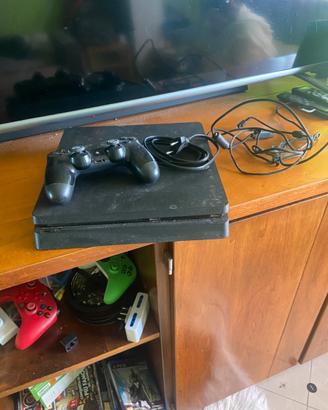 XBOX ONE (1tb) & PS4 (slim) +pad e giochi