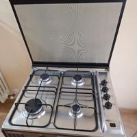 Piano cottura a gas e forno a gas