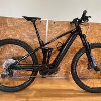 Cube Stereo hybrid race 750