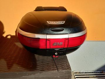 Bauletto maxia givi 53 litri  schienale imbottito