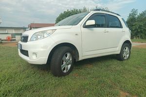 Daihatrzu Teriors 4x4 2013 neopatentato