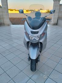 Suzuki Burgman 400 