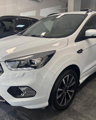 Ford Kuga 1.5 TDCI 120 CV ST-Line