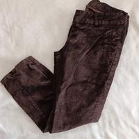 Pantalone pinocchietto vellutato marrone. Taglia42