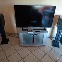 STAND  B&W PER DIFFUSORI