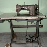 Macchina da cucire industriale Necchi