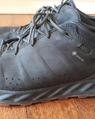 Scarpe Aku n.42  in gore tex