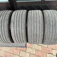 Pneumatici 245 40 20 Continental estivi