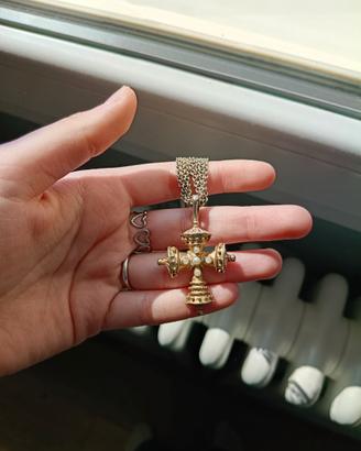 Collana con crocifisso stile bizantino