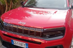 automobile  come  nuova