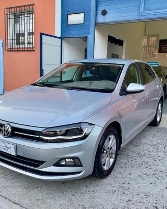 Volkswagen Polo 1.0 Comfortline