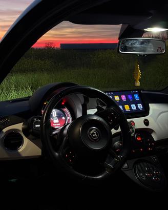 Vendi bellissimia Abarth 695