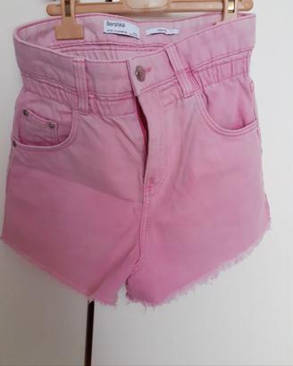 pantaloncini corti ragazza