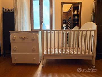 Lettino con cassettiera per cameretta