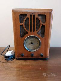 Radio FM/AM Casio vintage con lettore musicassette