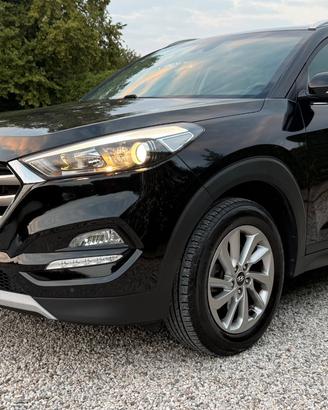 Hyundai Tucson 1.7 CRDi XPOSSIBLE FINANZIABILE