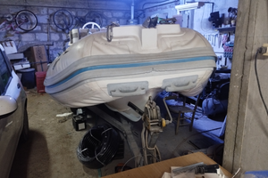 Gommone con carrello