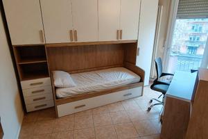 Libera subito zn ospedale econ STUDENTESSE