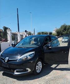 Renault scenic 2015