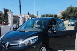Renault scenic 2015