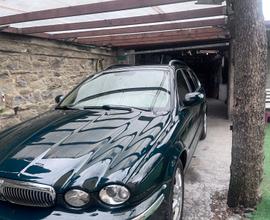 JAGUAR X-Type 2.0 d anno 2004 o PERMUTO