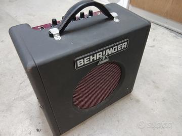 Amplificatore behringer compatto 15watt