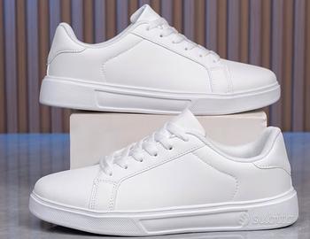 Scarpe bianche TG.42