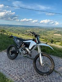 Fantic 125 XE 2T