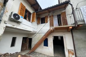 TERRATETTO , CENTRO , SAVIGLIANO !