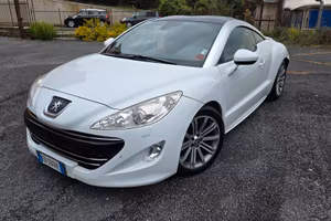 Peugeot RCZ 