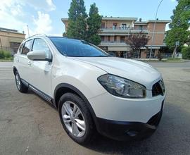 NISSAN Qashqai+2 2.0 dCi 4x4 act