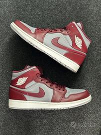 Nike Jordan 1 Mid 44 Grigio borgogna