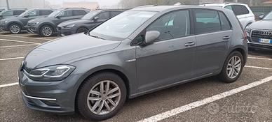 Golf 7.5 1.5 TGI DSG Executive 130cv