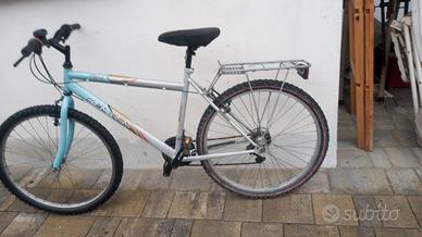 bicicletta mountaibyke