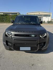 Land Rover Defender 90 3.0 D200 SE-Garanzia uff 28