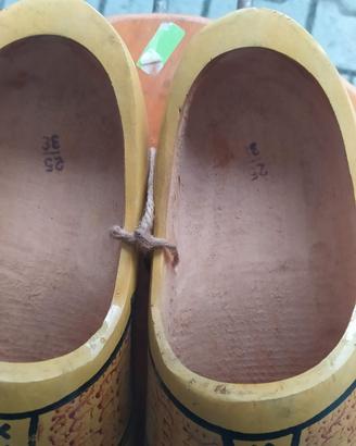 zoccoli olandese in legno 