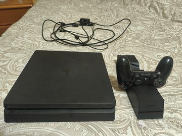 PLAYSTATION 4 SLIM - 500GB