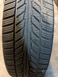 4 gomme Hankook invernali 215/45R20