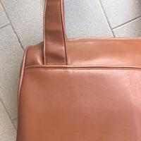 Borsa capiente
