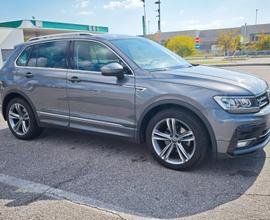 VOLKSWAGEN Tiguan 2.0 TDI DSG R-Line