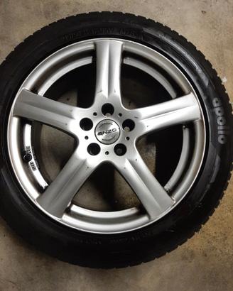 Gomme con cerchi in lega