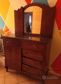 Mobile con specchio dell'800